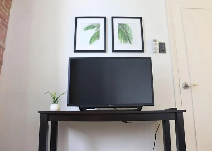 Julias Attractive And Cozy Penthouse Golf View Apartment Manila